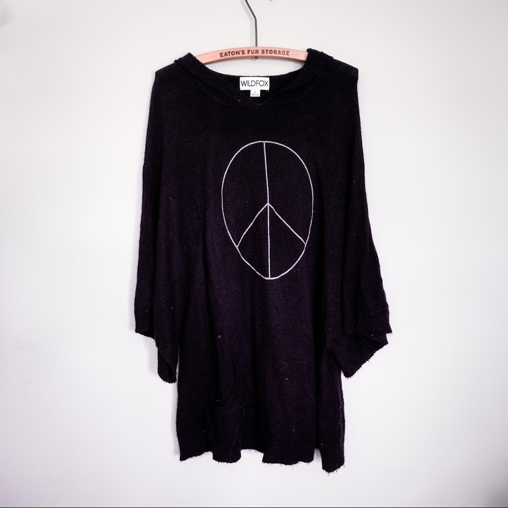 WILDFOX Peace Poncho Black